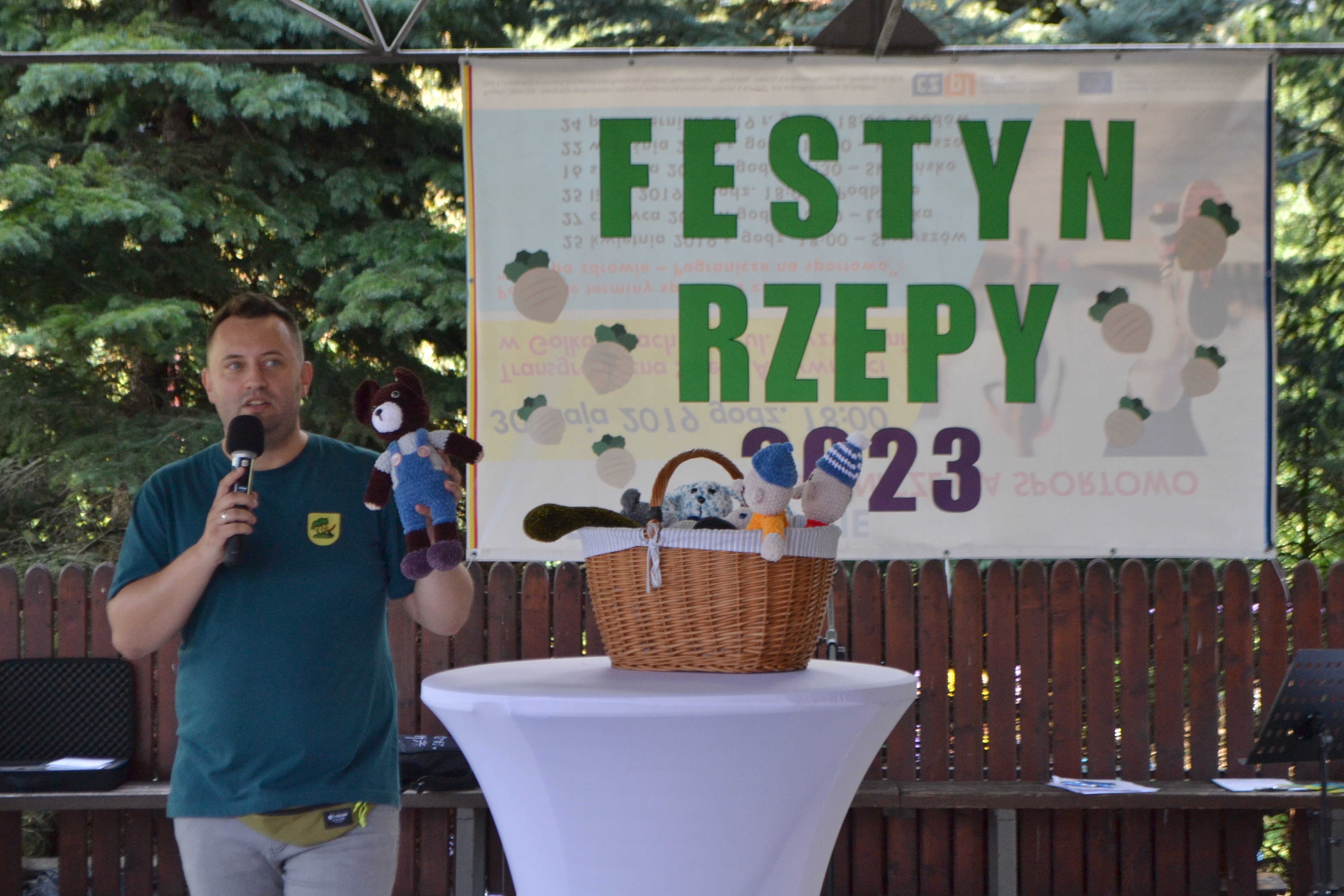 Licytacje charytatywne dla Hani na Festynie Rzepy (17.09.2023), fot. GCKSiT w Godowie